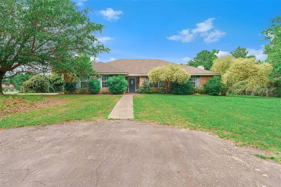 110 County Road 2466, Mineola, TX 75773