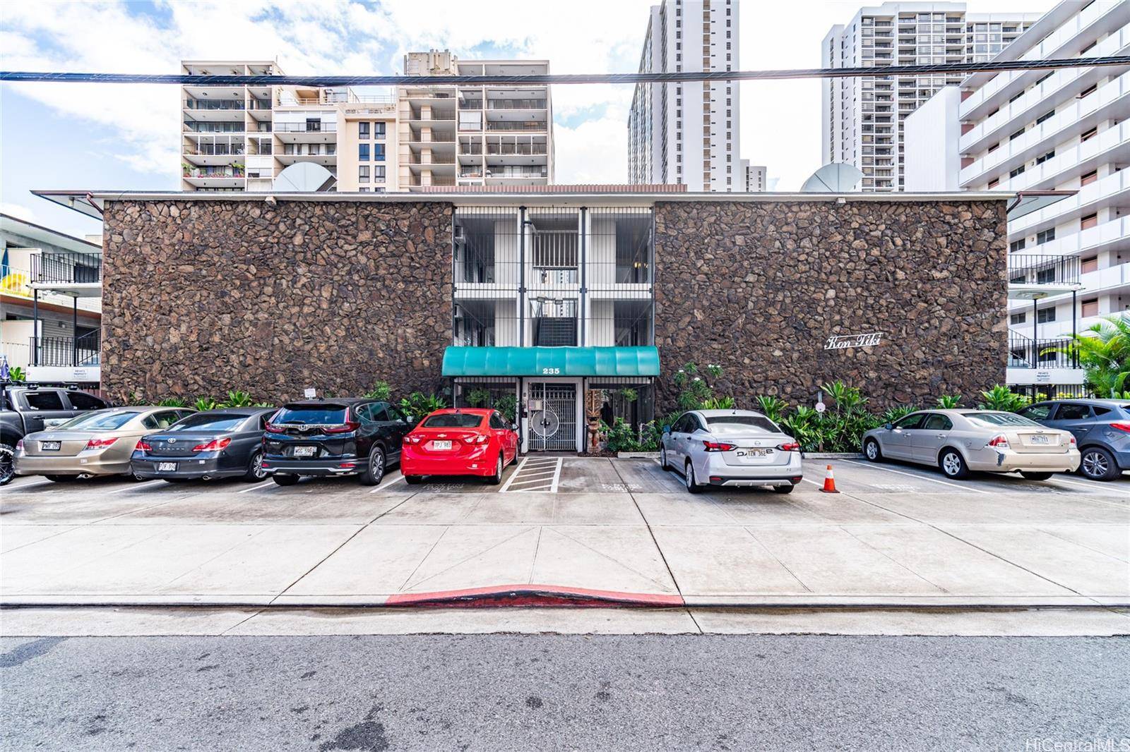 235 Liliuokalani Avenue #233, Honolulu, HI 96815