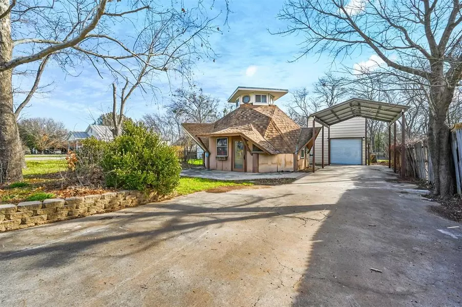 610 N DENTON, Justin, TX 76247