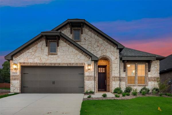 1313 Hickory Court, Weatherford, TX 76086