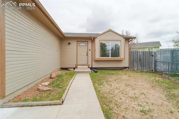 Colorado Springs, CO 80916,4335 Clare CT