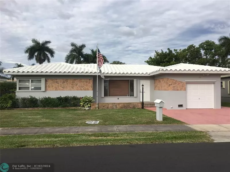 112 SE 2nd Ave, Dania Beach, FL 33004