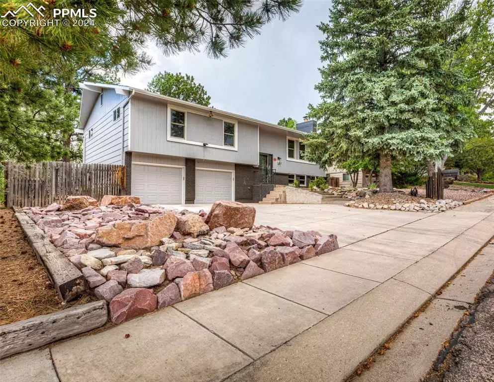 Colorado Springs, CO 80919,181 Dolomite DR