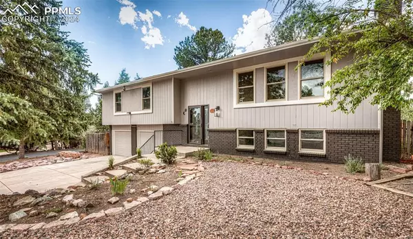 Colorado Springs, CO 80919,181 Dolomite DR