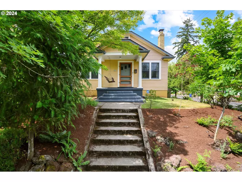 4551 NE 25TH AVE, Portland, OR 97211