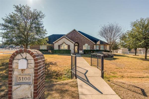 Burleson, TX 76028,5100 CHASE LANDING Drive