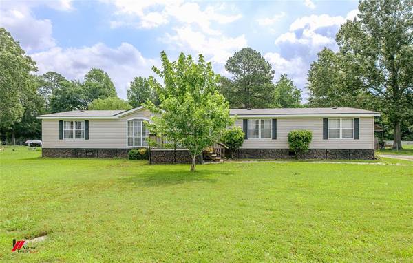 208 Bent Oak Drive, Stonewall, LA 71078