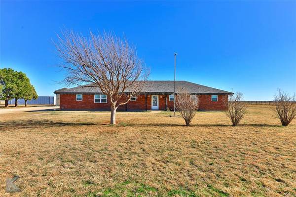 14556 FM 2404,  Hawley,  TX 79525