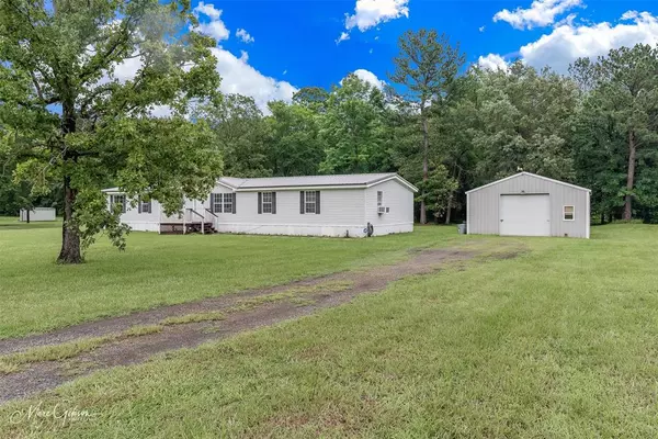 4701 Quiet Acres Road,  Shreveport,  LA 71107