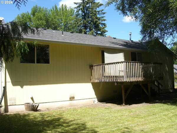 Vernonia, OR 97064,1223 HEATHER LN