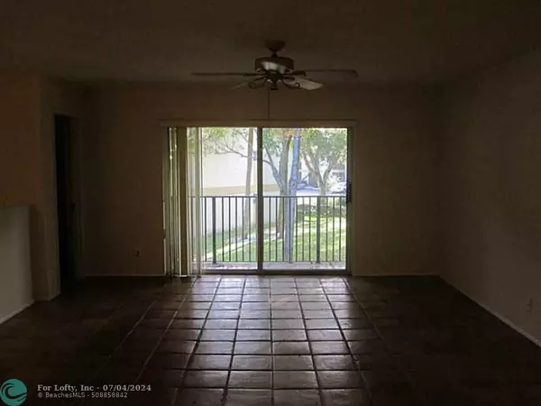 Pompano Beach, FL 33069,110 Gardens Dr  #203