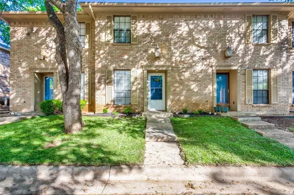 Fort Worth, TX 76133,7316 Kingswood Circle