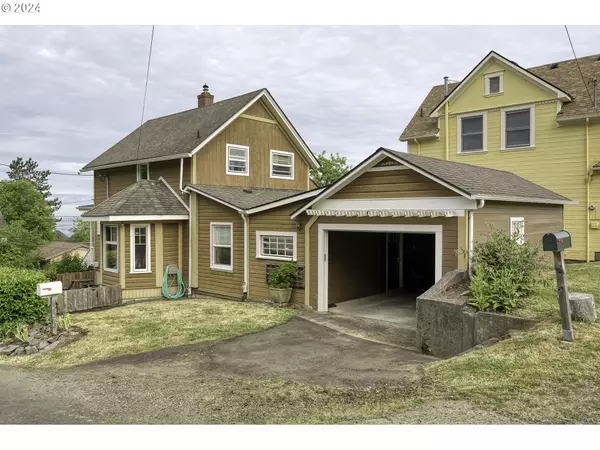 Astoria, OR 97103,842 35TH ST