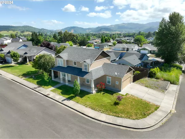 Roseburg, OR 97471,780 UMPQUA VIEW DR