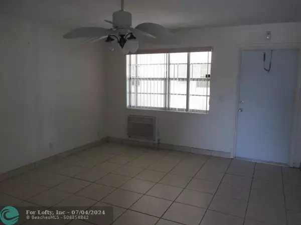 Pembroke Pines, FL 33024,7401 Pines Blvd  #110