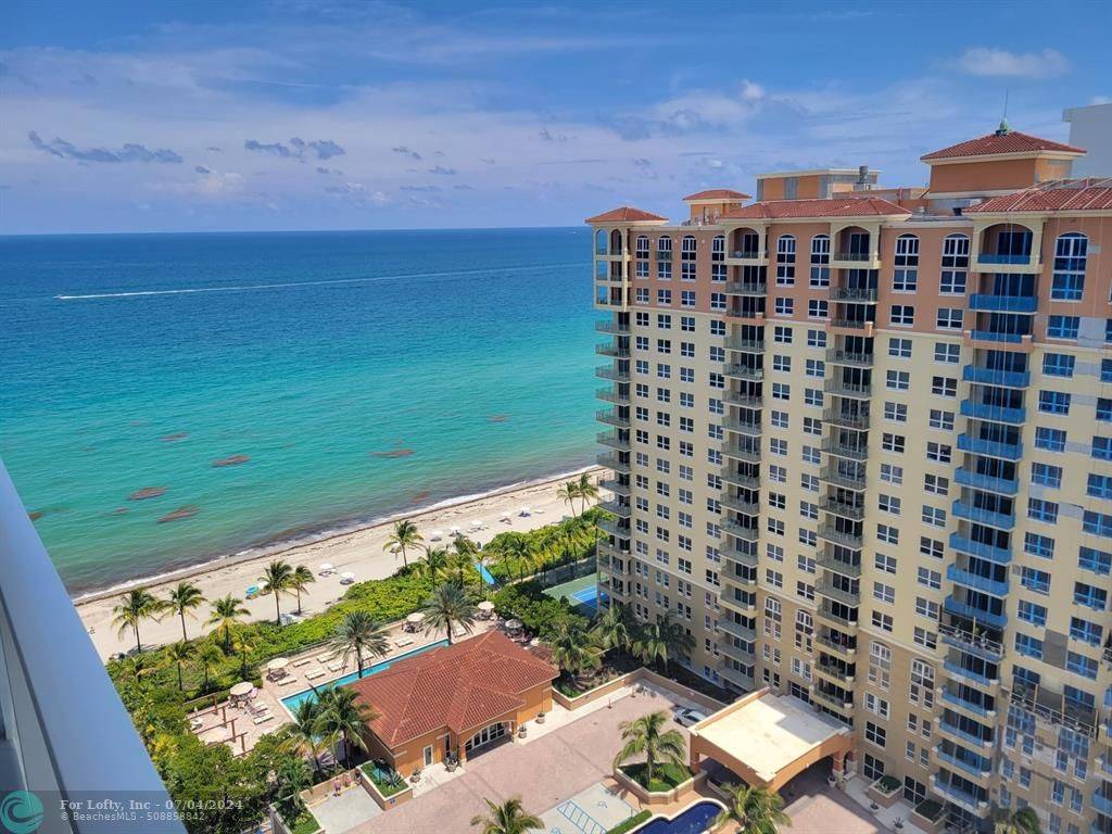 Hallandale Beach, FL 33009,2030 S Ocean Dr  #2010