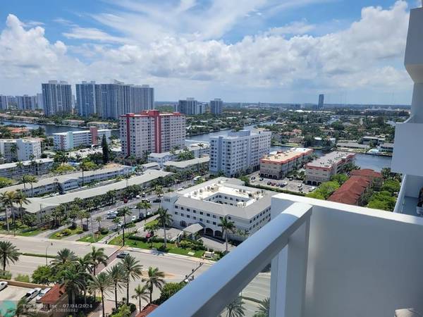 Hallandale Beach, FL 33009,2030 S Ocean Dr  #2010