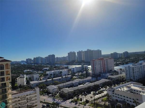 Hallandale Beach, FL 33009,2030 S Ocean Dr  #2010