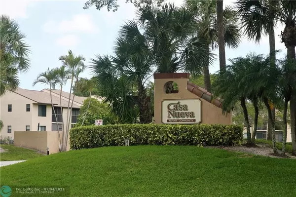 6704 Palmetto Cir S  #101, Boca Raton, FL 33433