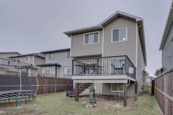 Airdrie, AB T4B0T2,422 Williamstown GN NW