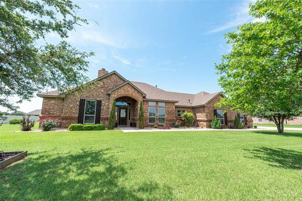 309 Steppes Court, Weatherford, TX 76087