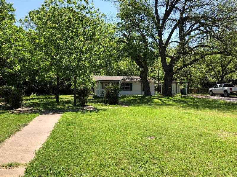 604 S Pecan, Hamilton, TX 76531