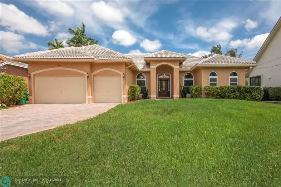 12061 NW 24th St, Plantation, FL 33323