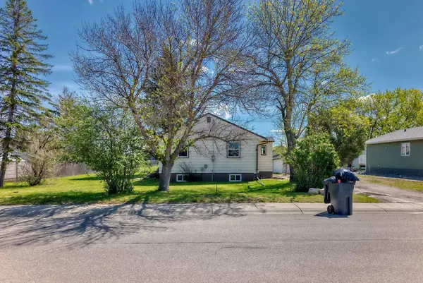 Fairview (hamlet), AB T1J4B3,205 44 ST S