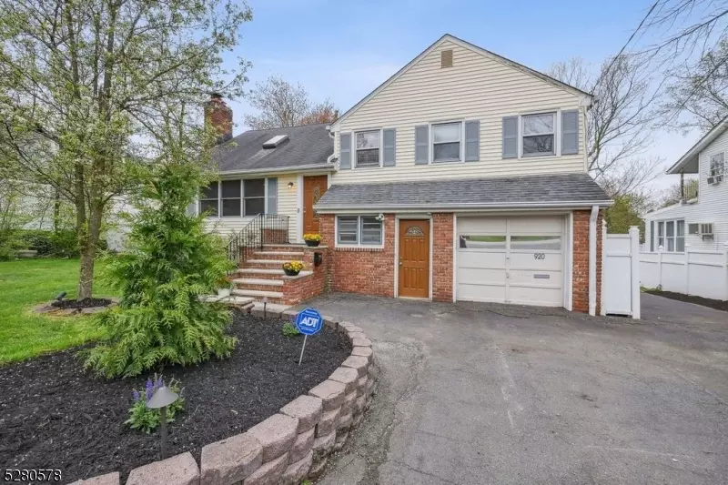 920 S Orange Ave, Millburn Twp., NJ 07078