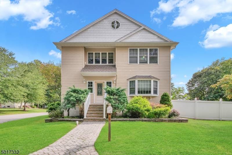 12 GREENWOOD AVE, Pequannock Twp., NJ 07440