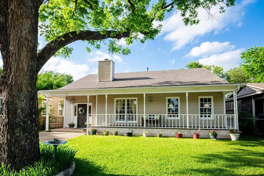 240 Elm Street, Hurst, TX 76053