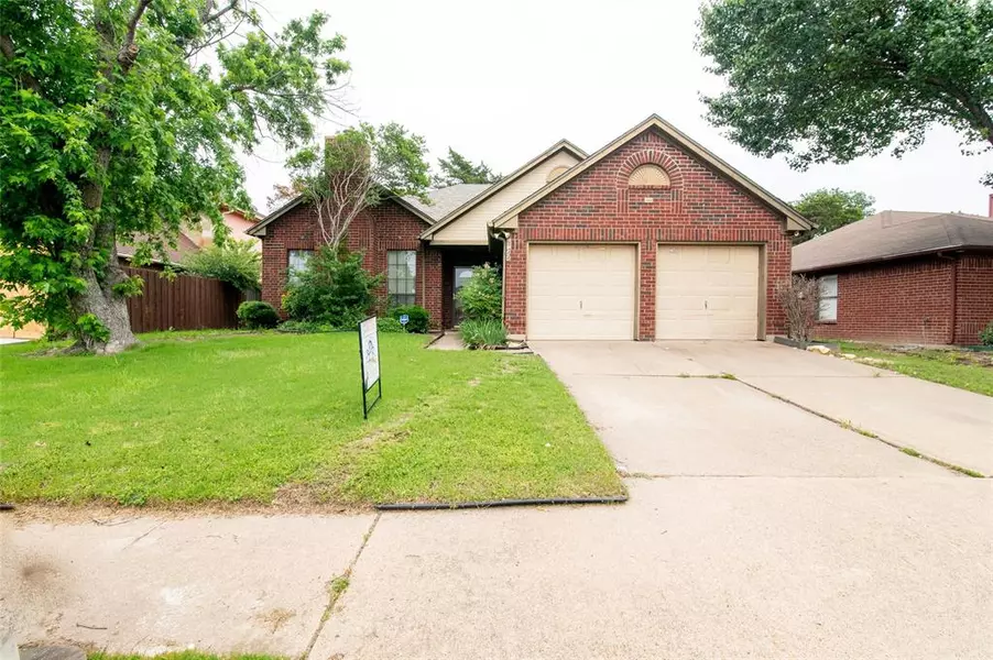 6744 Mountain Cedar Lane, Dallas, TX 75236