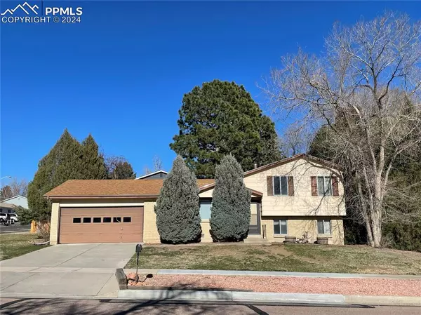 1123 Lehmberg BLVD, Colorado Springs, CO 80915