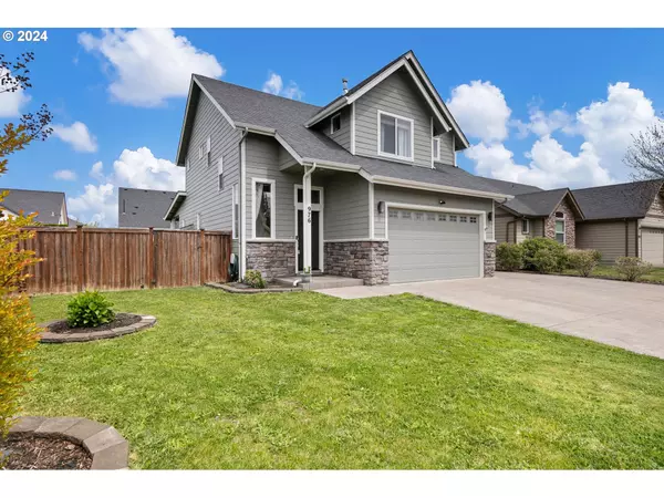 Junction City, OR 97448,976 SW CORAL ST