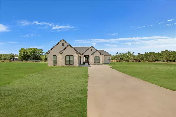 Quinlan, TX 75474,2526 County Road 2510