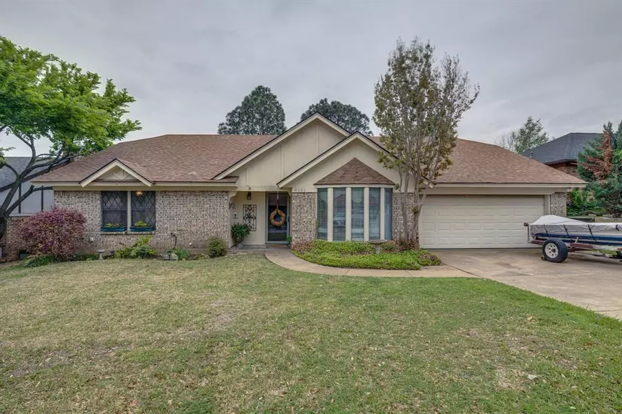 4206 Del Norte Drive, Arlington, TX 76016