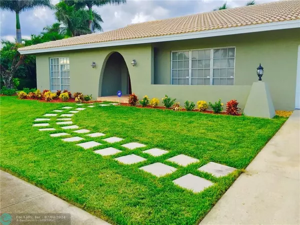 Boca Raton, FL 33433,5660 Golfway Drive