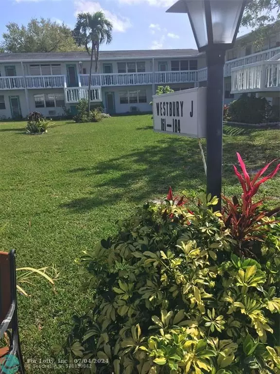 Deerfield Beach, FL 33442,166 Westbury J  #166