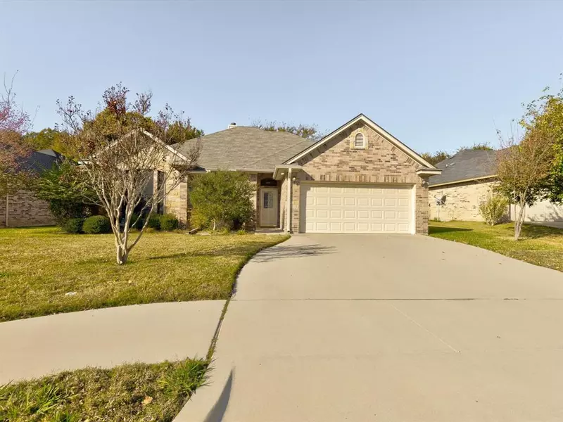 844 Andi Way, Weatherford, TX 76086