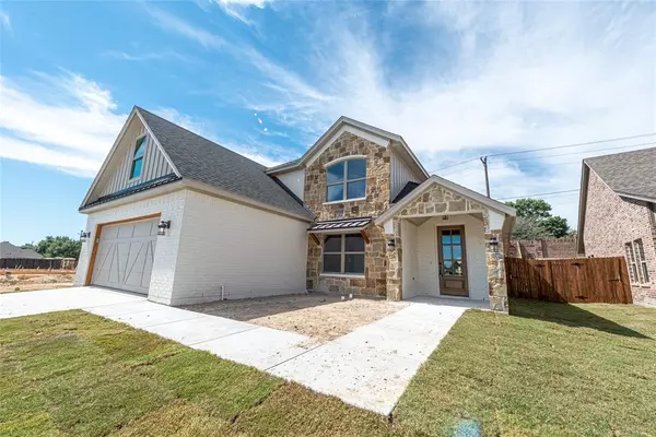 1313 Thistle Hill, Weatherford, TX 76087