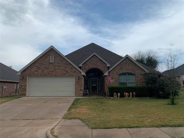 372 Lockwood Lane, Weatherford, TX 76087