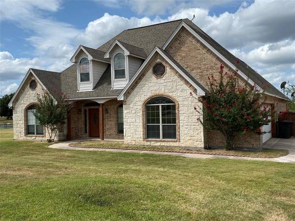 117 Hearthstone Court, Weatherford, TX 76087