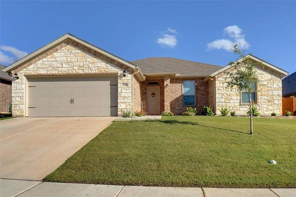 2541 Doe Run, Weatherford, TX 76087