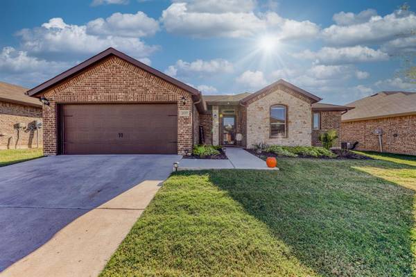 2537 Doe Run, Weatherford, TX 76087