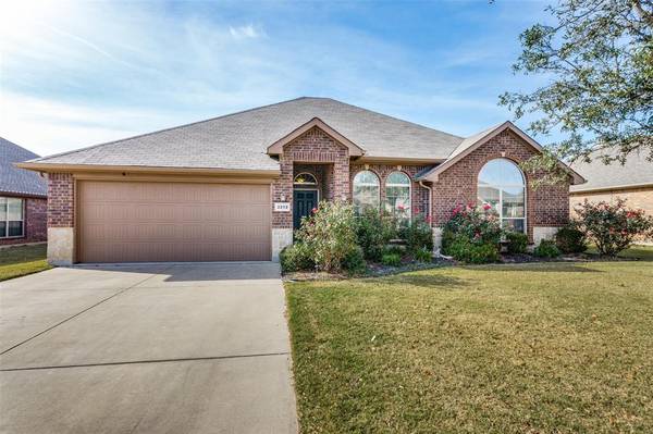 2212 Caroline Drive, Weatherford, TX 76087