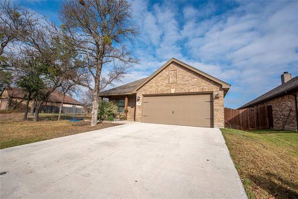 601 Zachary Drive, Weatherford, TX 76087