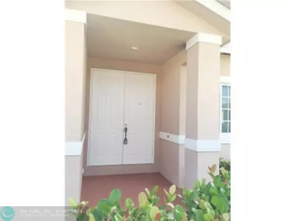 Lauderdale Lakes, FL 33319,4519 NW 36 CT