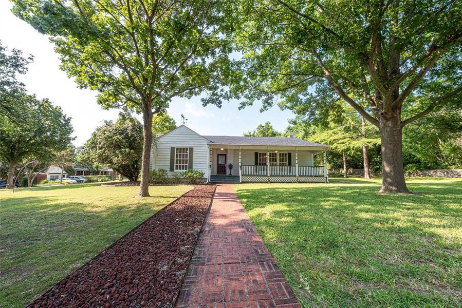 603 W Lee Avenue, Weatherford, TX 76086