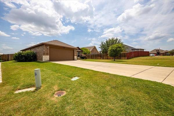 Weatherford, TX 76088,125 Hummingbird Drive