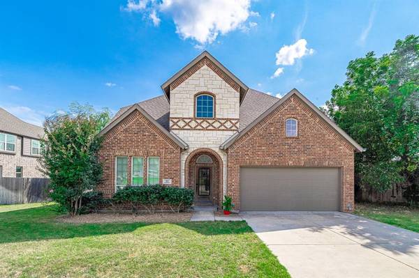 902 Magnolia Drive, Weatherford, TX 76086